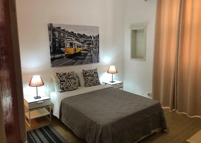 Lisbon Brother\'S Rooms